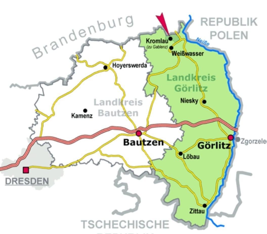 Ferienwohnung Im Gutshof Direkt Gegenueber Dem Schloss, Rhododendronpark Mit Terrasse Und Wlan Kromlau Esterno foto